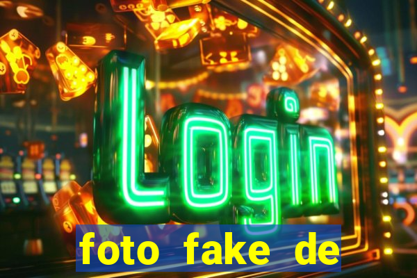 foto fake de menina cacheada