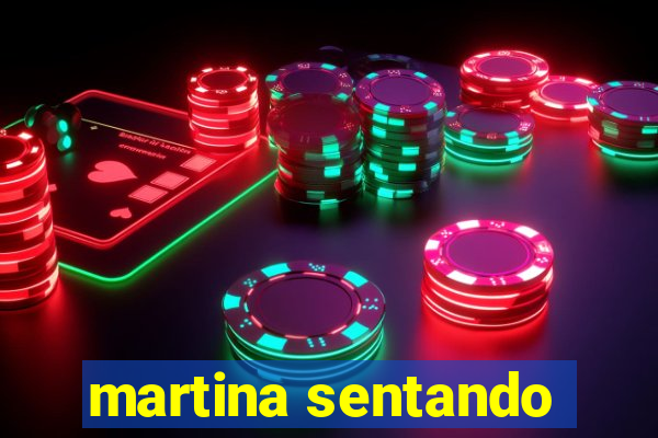 martina sentando