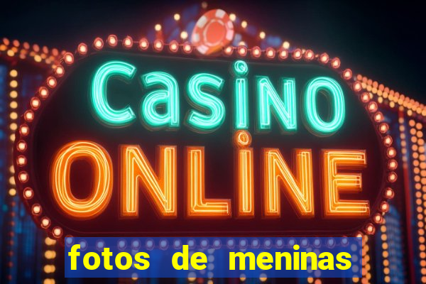 fotos de meninas cacheadas no espelho