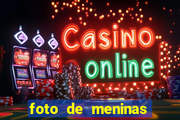 foto de meninas cacheadas fake