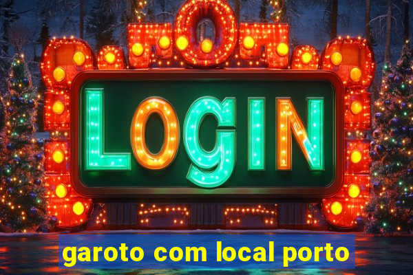 garoto com local porto